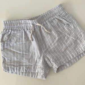 🌱Mann & Co Shorts